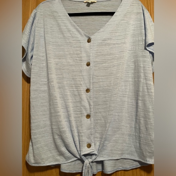 Weatherproof Women's Tie Front Top Sky Blue Blouse - Picture 2 of 7